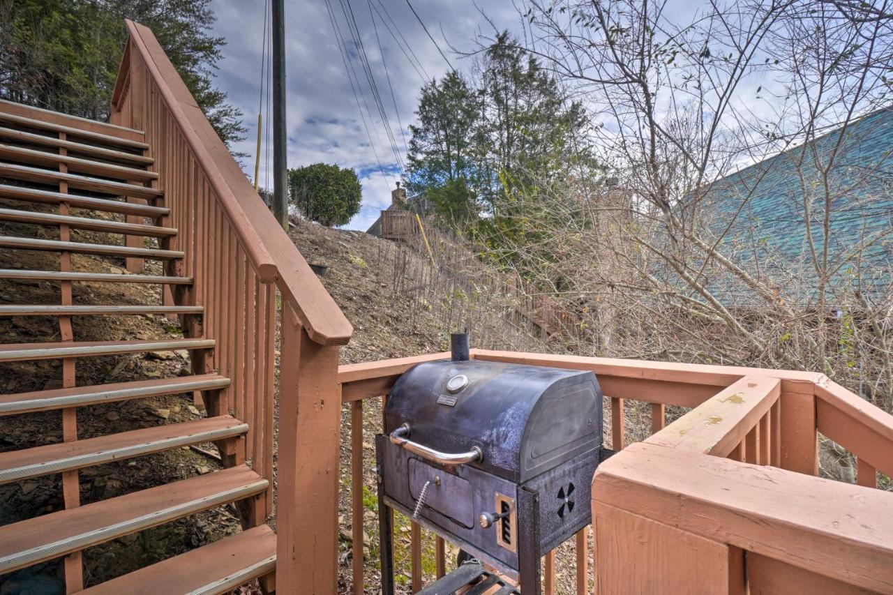 Inviting Sevierville Cabin With Deck And Hot Tub! Buitenkant foto
